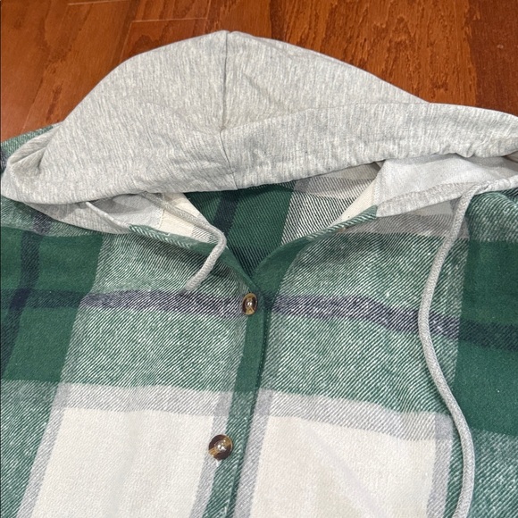 Buffalo Plaid Hooded Shacket Button Down - Picture 9 of 14
